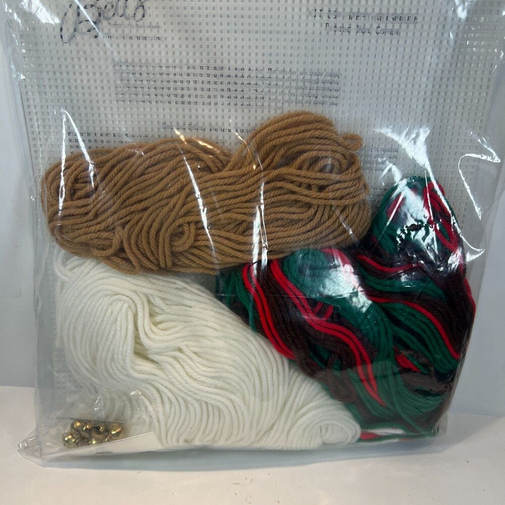 Plastic Canvas Tissue Box Needlepoint Reindeer Kit New Unopened Complete - Picture 3 of 3